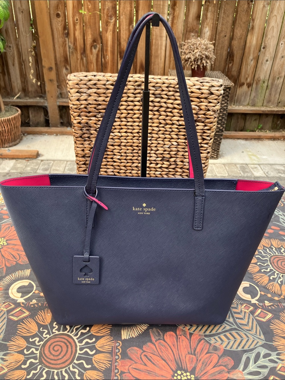 Kate Spade Scott’s Place Lida Navy and Pink Tote